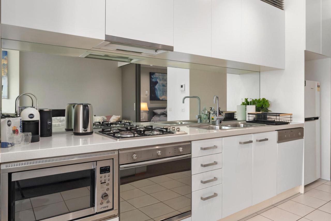 Sophisticated Designer Condo W River & City Views ملبورن المظهر الخارجي الصورة