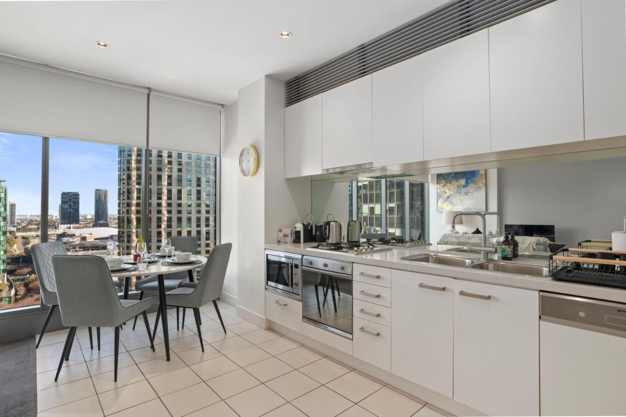 Sophisticated Designer Condo W River & City Views ملبورن المظهر الخارجي الصورة